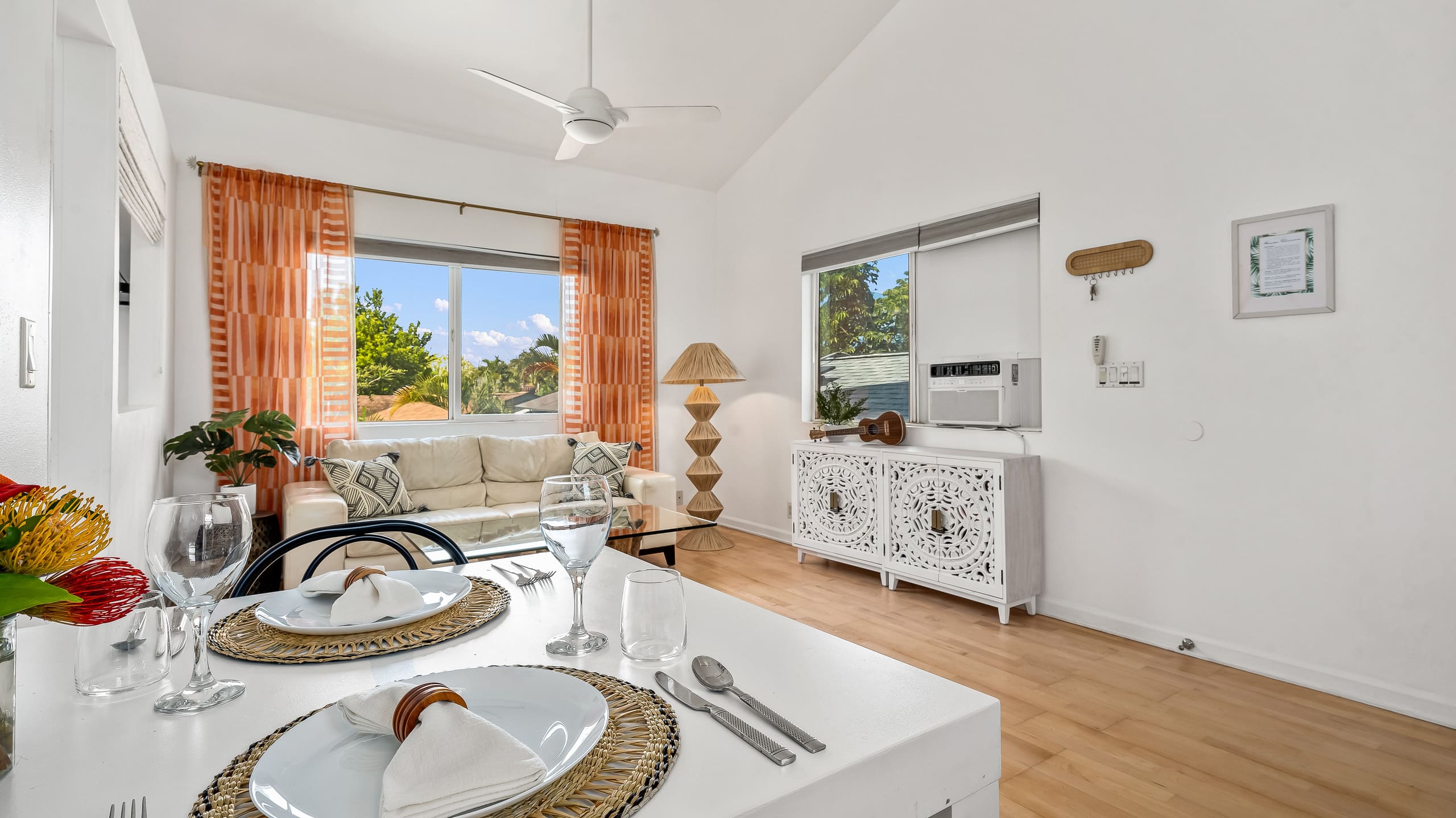 Romantic Suite | Tropical Escape | BBQ & Hot Tub - Image 7