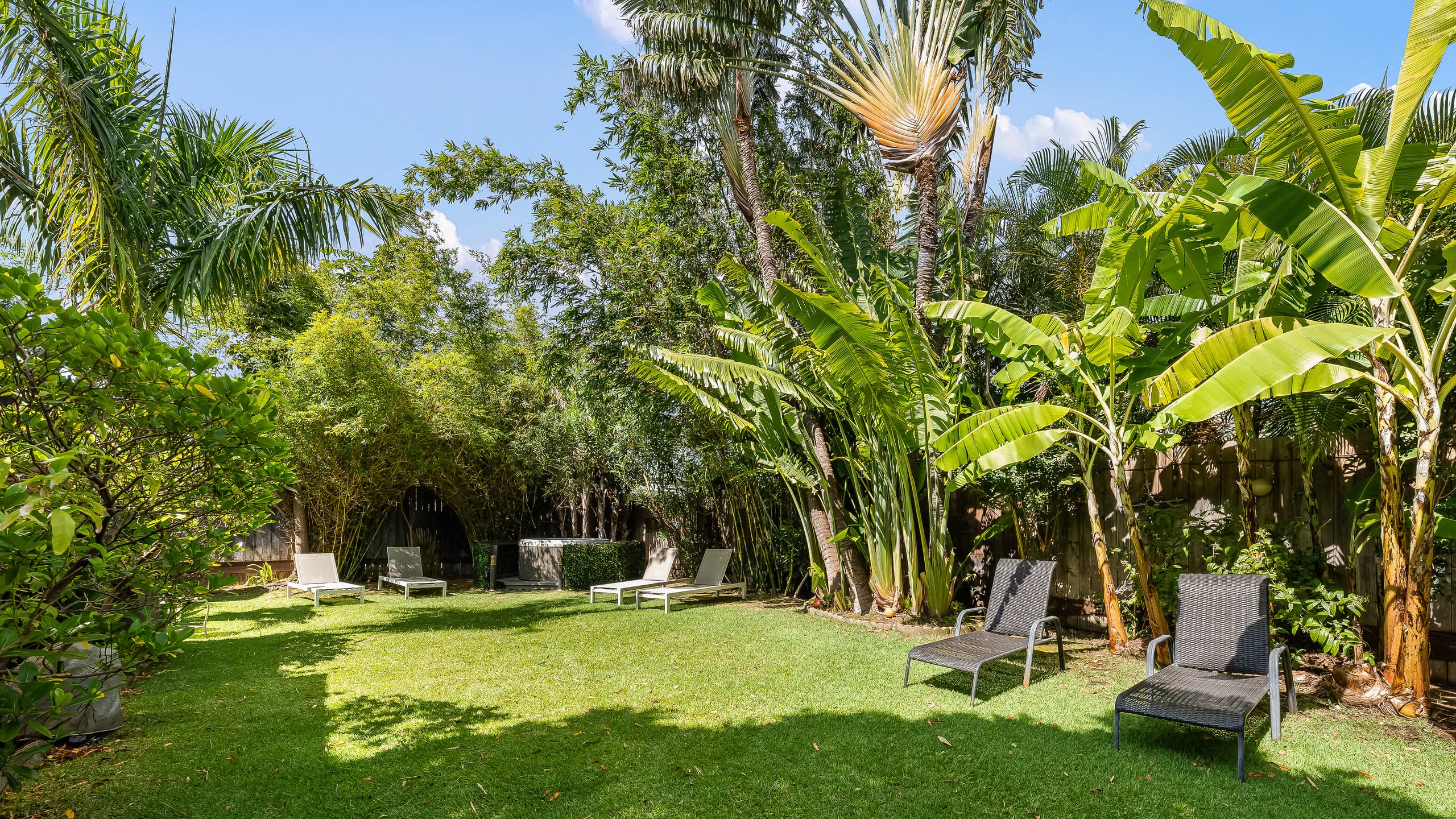 Romantic Suite | Tropical Escape | BBQ & Hot Tub - Image 86