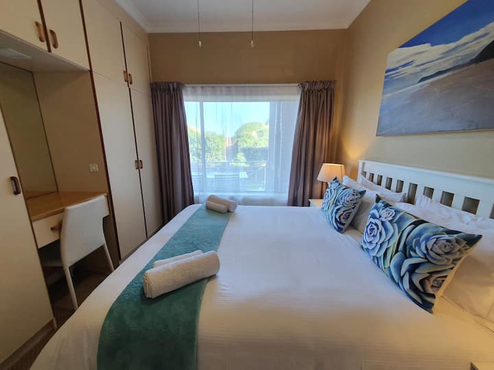 Fleti Kuu ya Chumba cha kulala