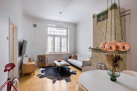 Top performing Airbnb: Designer home in prime location in Punavuori