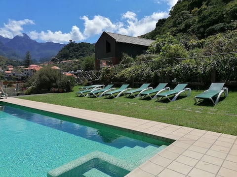 Top performing Airbnb: Adega Garcês in São Vicente