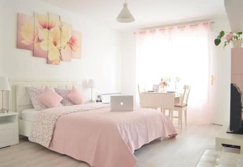 Romantic studio between Paris & Disneyland