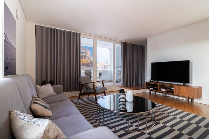 Amazing Rooftop Terrace at City Center gallery image 3