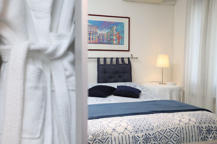 San Marco 1, a stone’s throw away from S. Marco Sq