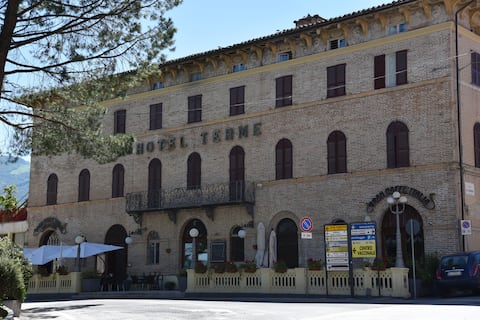 Panoramic apartment historical buildinghandy