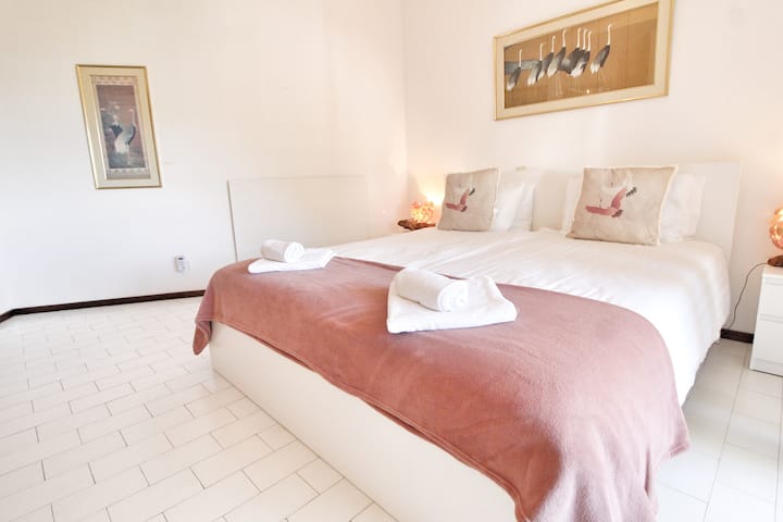 غرفة النوم 1