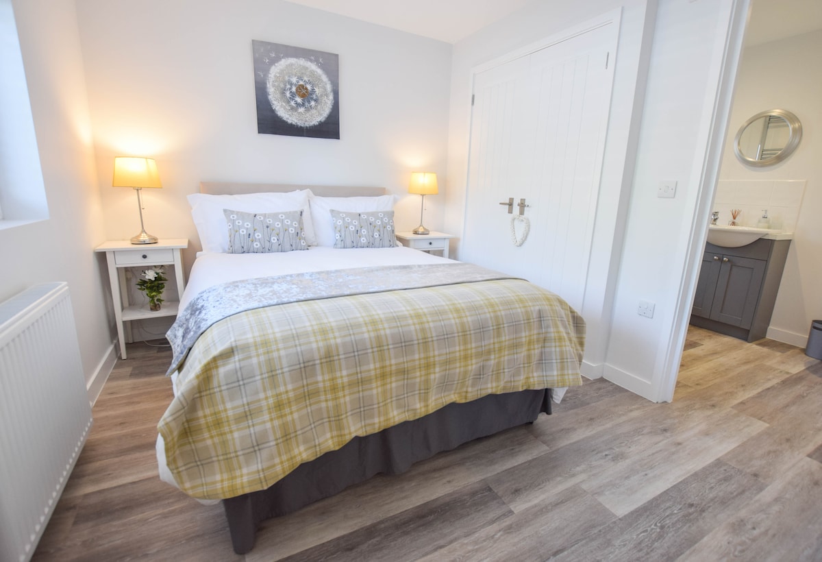 ห้องนอนที่มีสไตล์และสะดวกสบาย