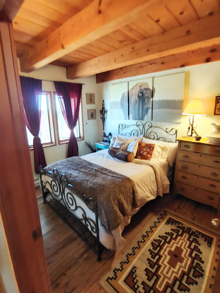 غرفة النوم الرئيسية