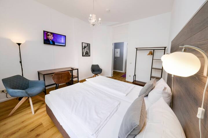 Berlin calling gallery image 4