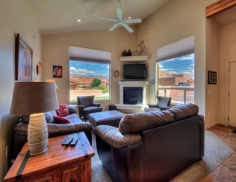 Top Airbnb: Quiet-Spacious-Comfortable, Views, 2 King Beds in Moab