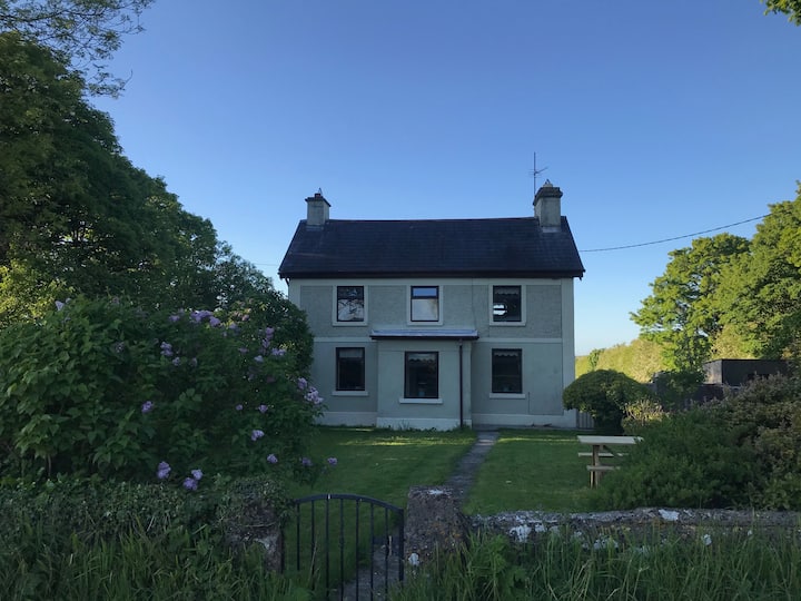 Cosy farmhouse 10 mins drive from Tuam Houses for Rent in Tuam