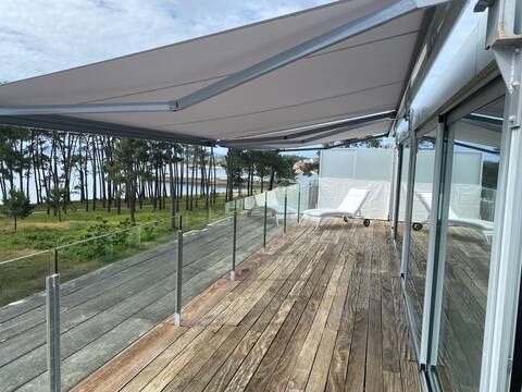 Penthouse in an island: Island of Arousa. Swimming pool and beach