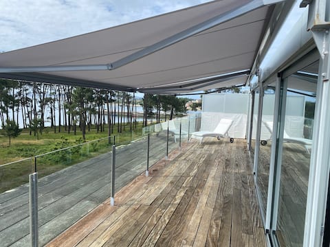 Penthouse in an island: Island of Arousa. Swimming pool and beach