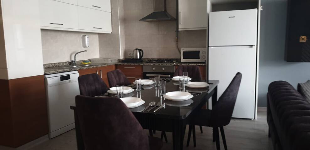 Close to Cevahir Mall, with city view terrace, 2+1 gallery image 3