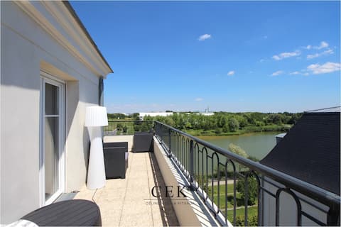 HONORE1 Top floor apartement 10pax Disneyland