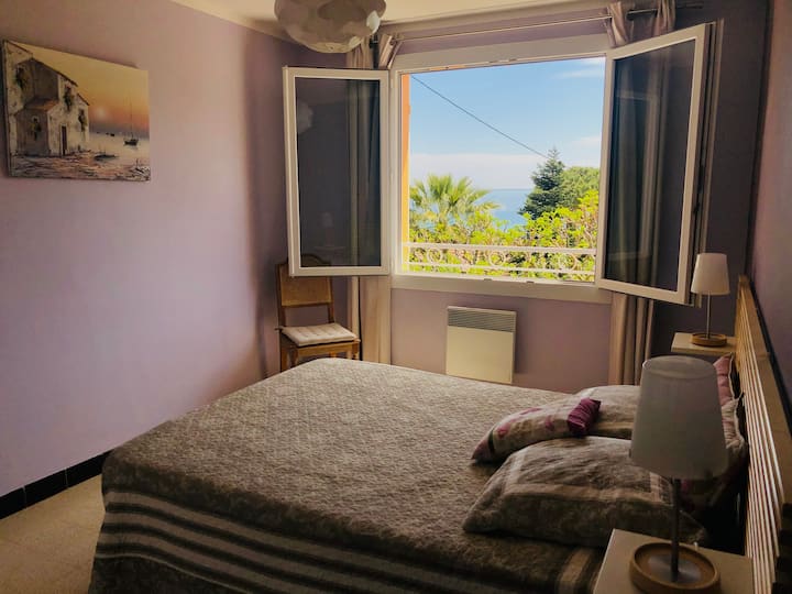 (חדר שינה 1) מיטה זוגית אחת 160/200