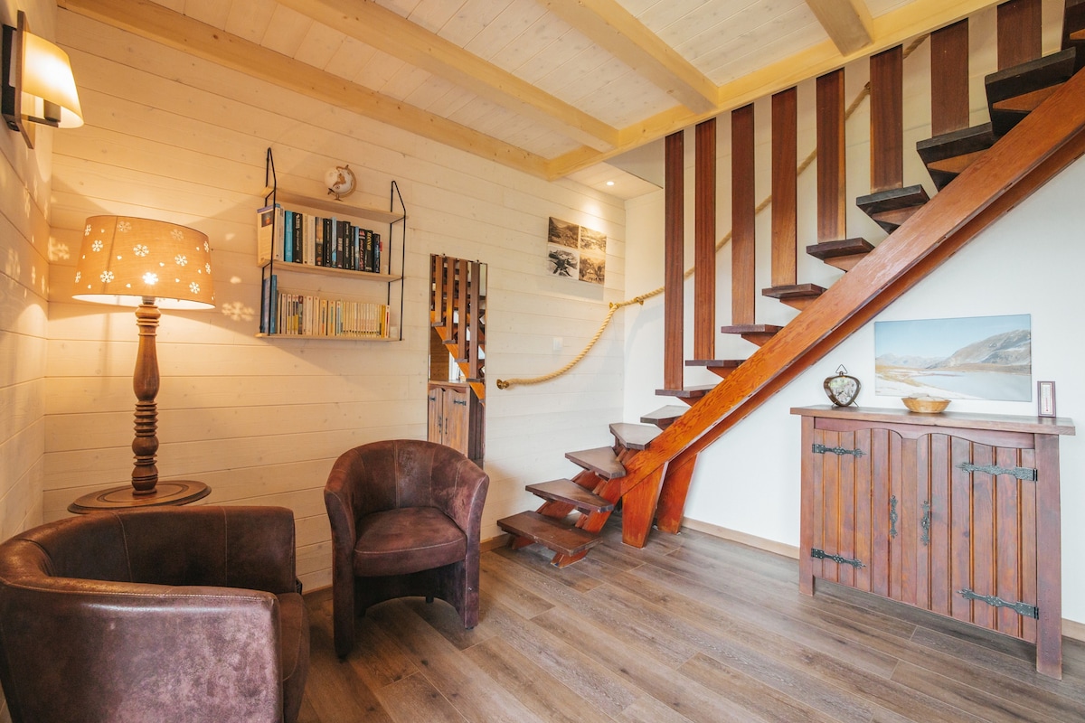Top performing Airbnb: For rent Chalet d'Astrid Serre-Chevalier Briançon in Saint Chaffrey