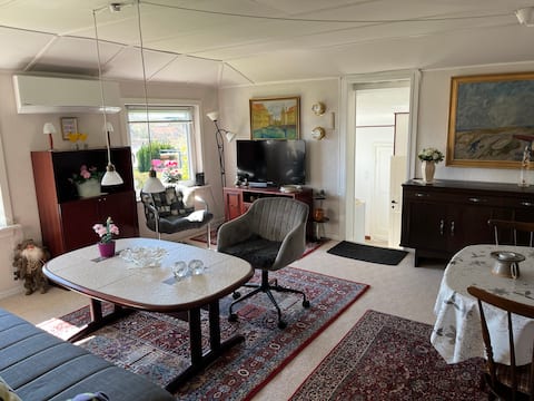 Top performing Airbnb: Older cottage 5 min. from Limfjorden in Struer