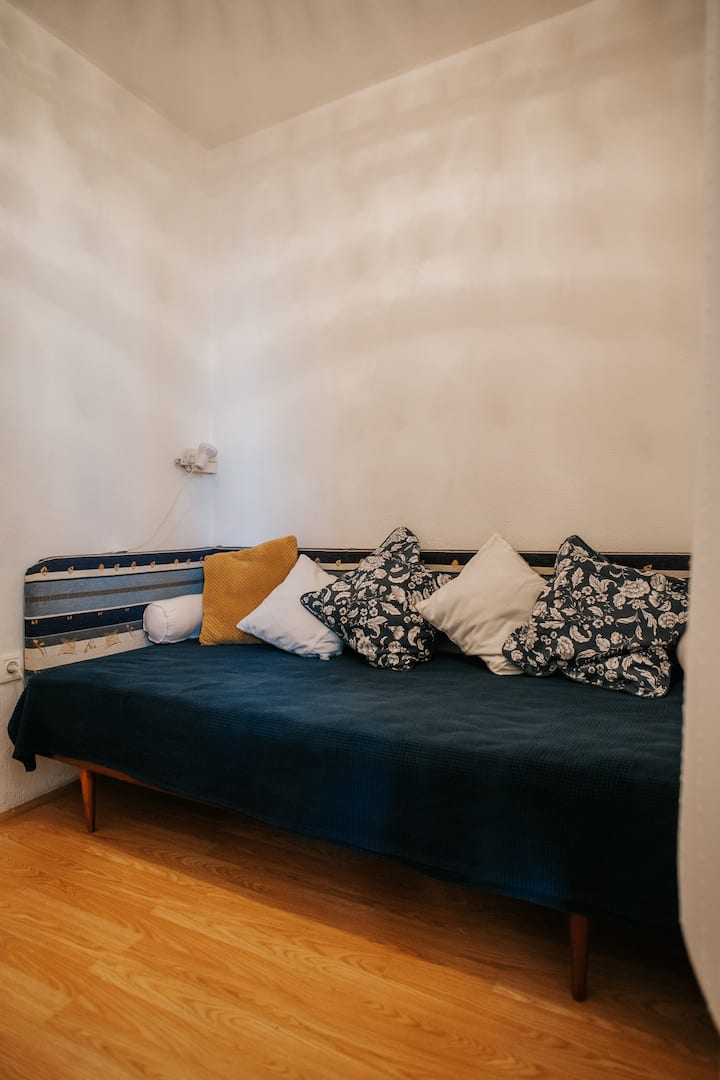 საძინებელი 2