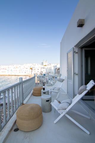 Giacomo Home by Rocks Estates gallery image 4