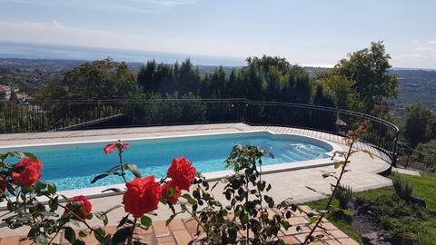 Villa Aurora depandance Amber tra l' Etna e mare