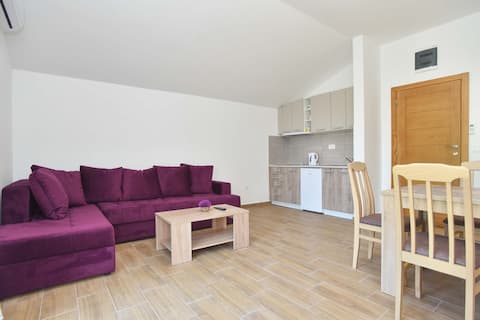 Popular Airbnb listing: Masha 4 in Dubovica