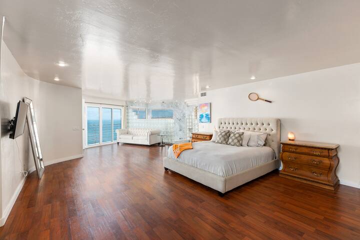 Ocean Front Villa La Jolla gallery image 5