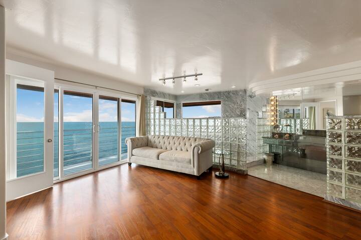 Ocean Front Villa La Jolla gallery image 4