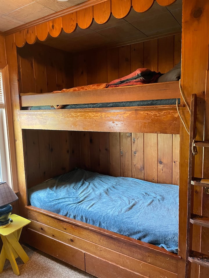 Krevate marinarë të vjetër