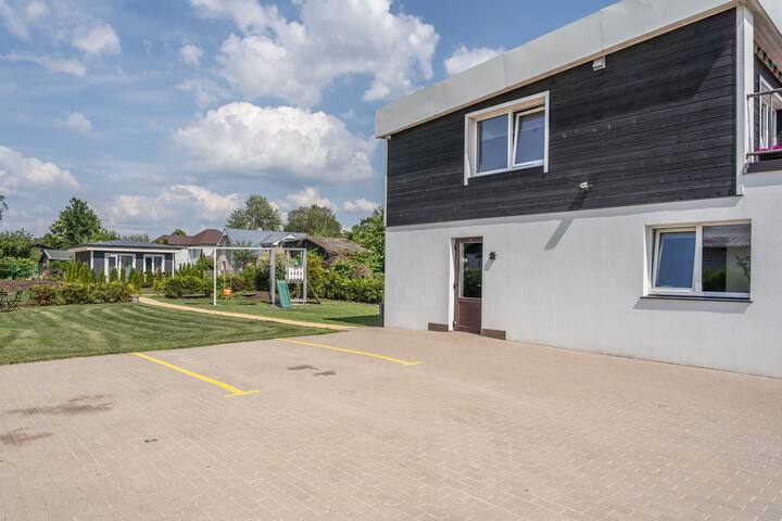 2Bedr_Apartm.for Families, Free Parking,Playground gallery image 5