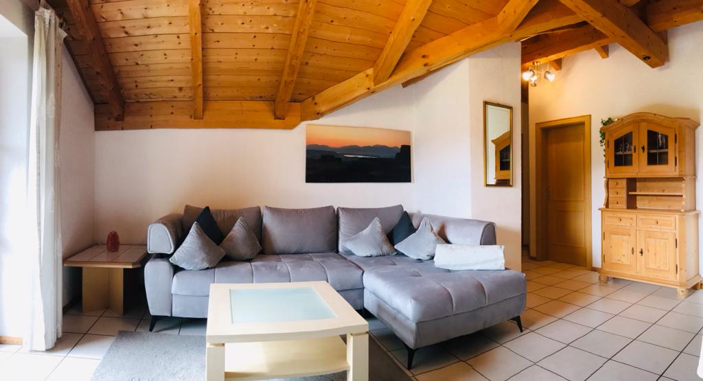 Top performing Airbnb: Eisenberg apartment in Ostallgäu
