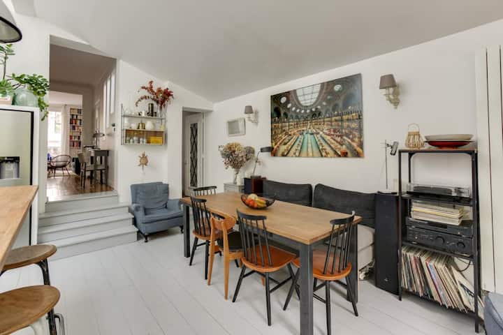 Maison De Ville à Langlaise Avec Terrasse - Paris