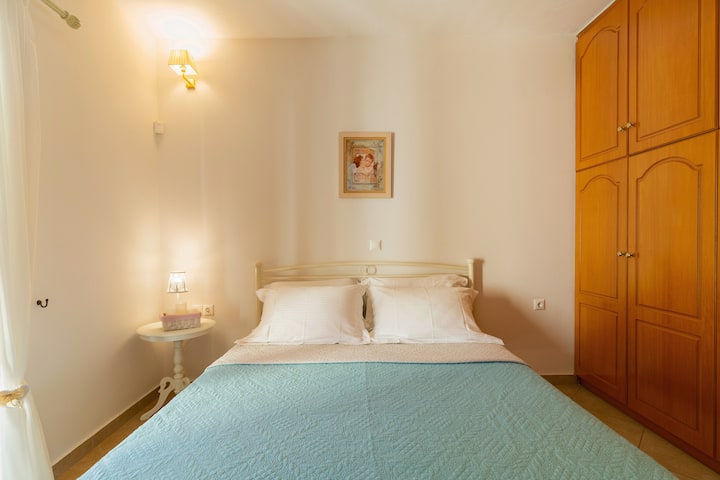 საძინებელი 1