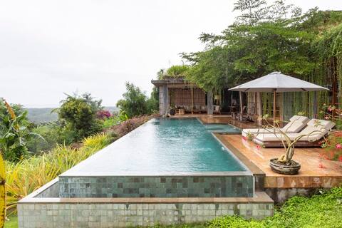 Villa Uma, Sumberkima Hill