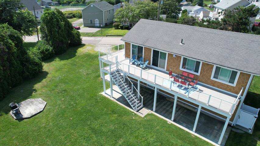 Water Views! Extremely close to Beach! gallery image 3