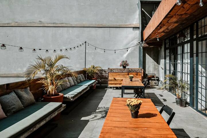 Timeless Art-Deco Mansion w/ Stunning City Views gallery image 5