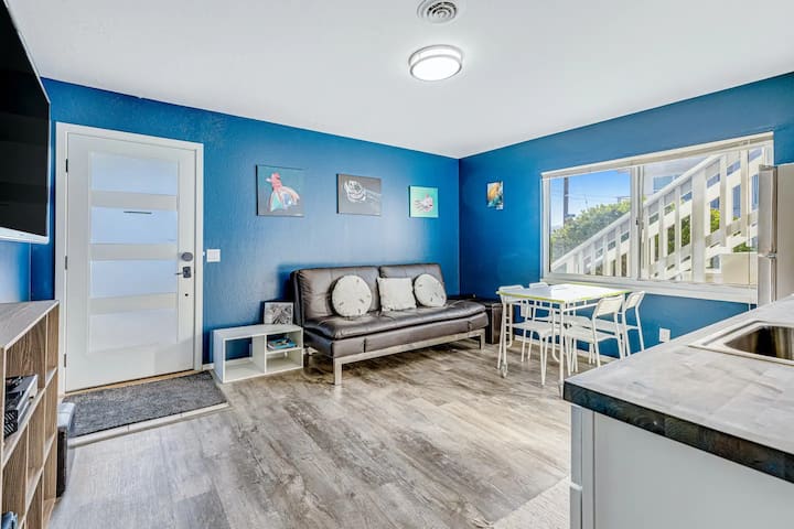 Ocean View At Monterey Bay - Hot Tub & King Bed! - Marina, CA