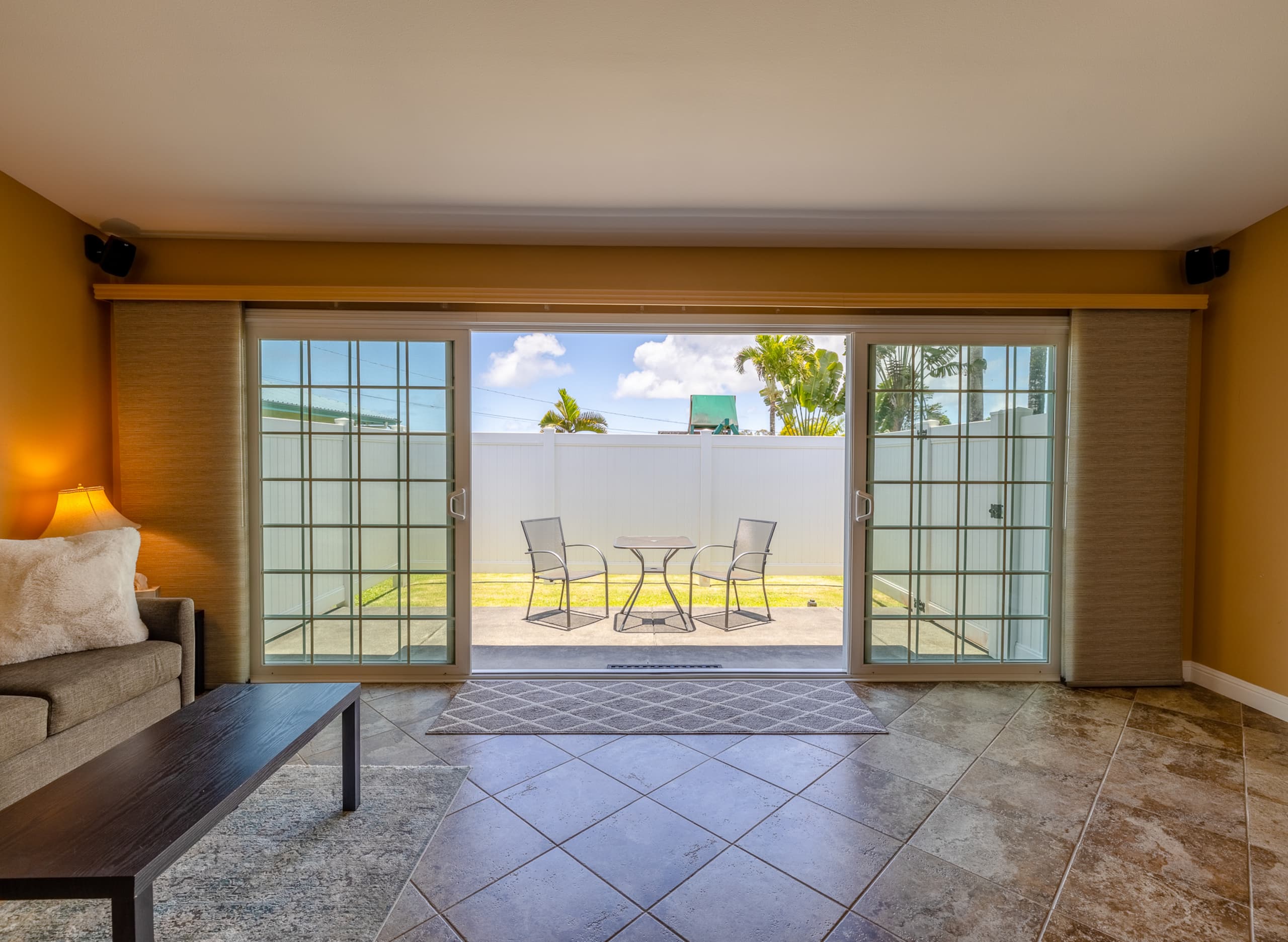 Home in Hilo · ★4.98 · 1 bedroom · 2 beds · 1 bath - Image 5