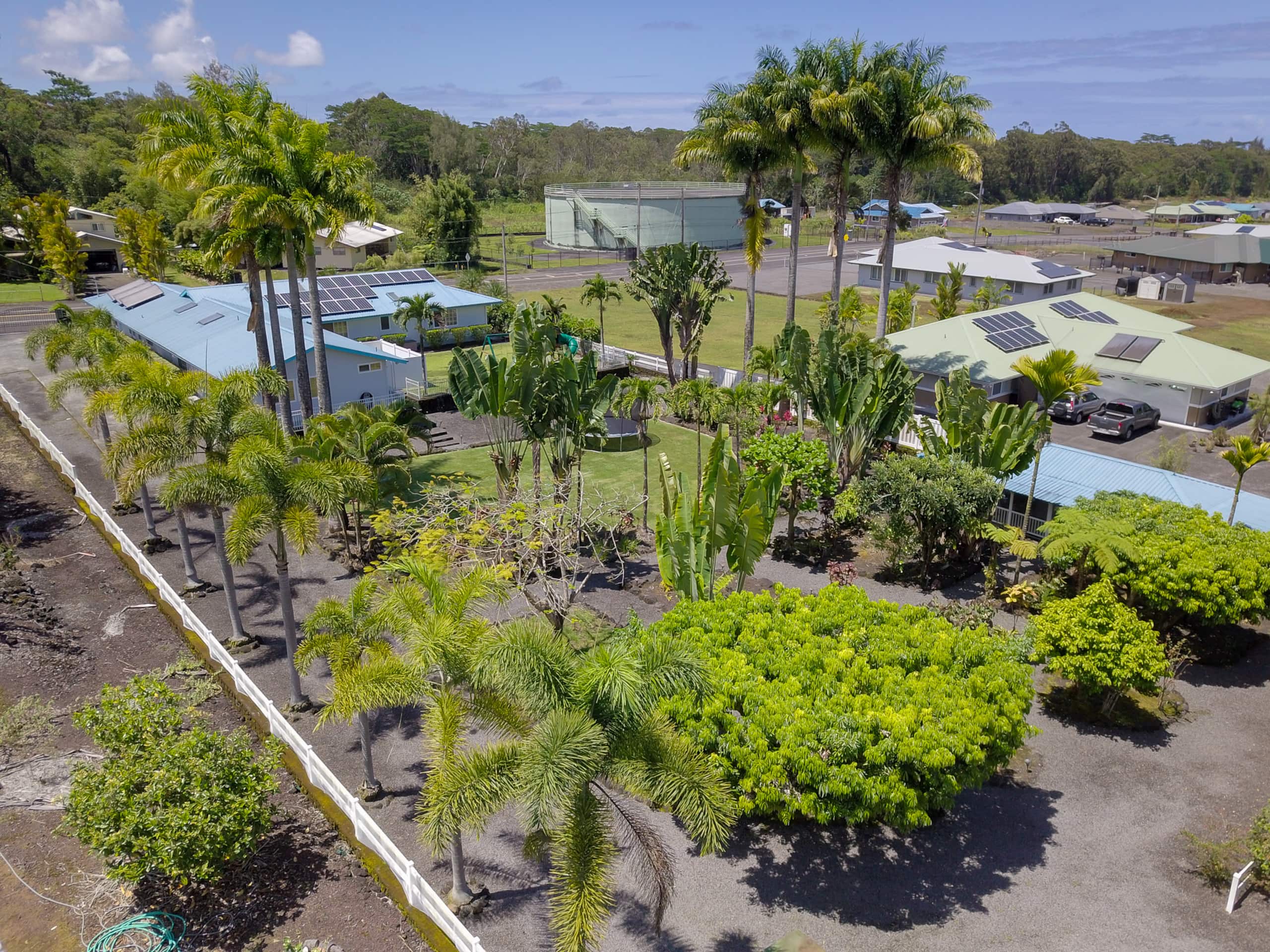 Home in Hilo · ★4.98 · 1 bedroom · 2 beds · 1 bath - Image 23