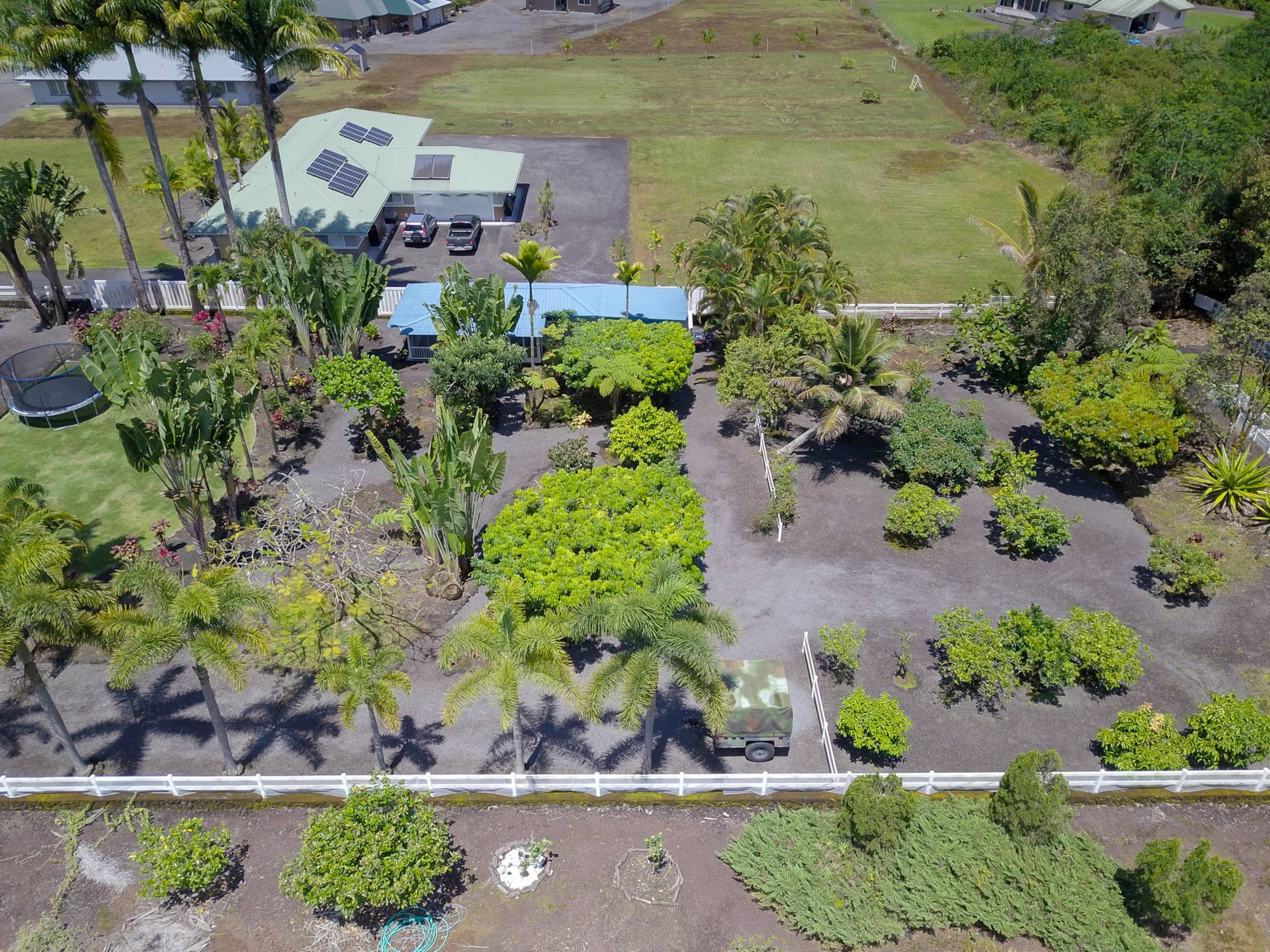 Home in Hilo · ★4.98 · 1 bedroom · 2 beds · 1 bath - Image 25