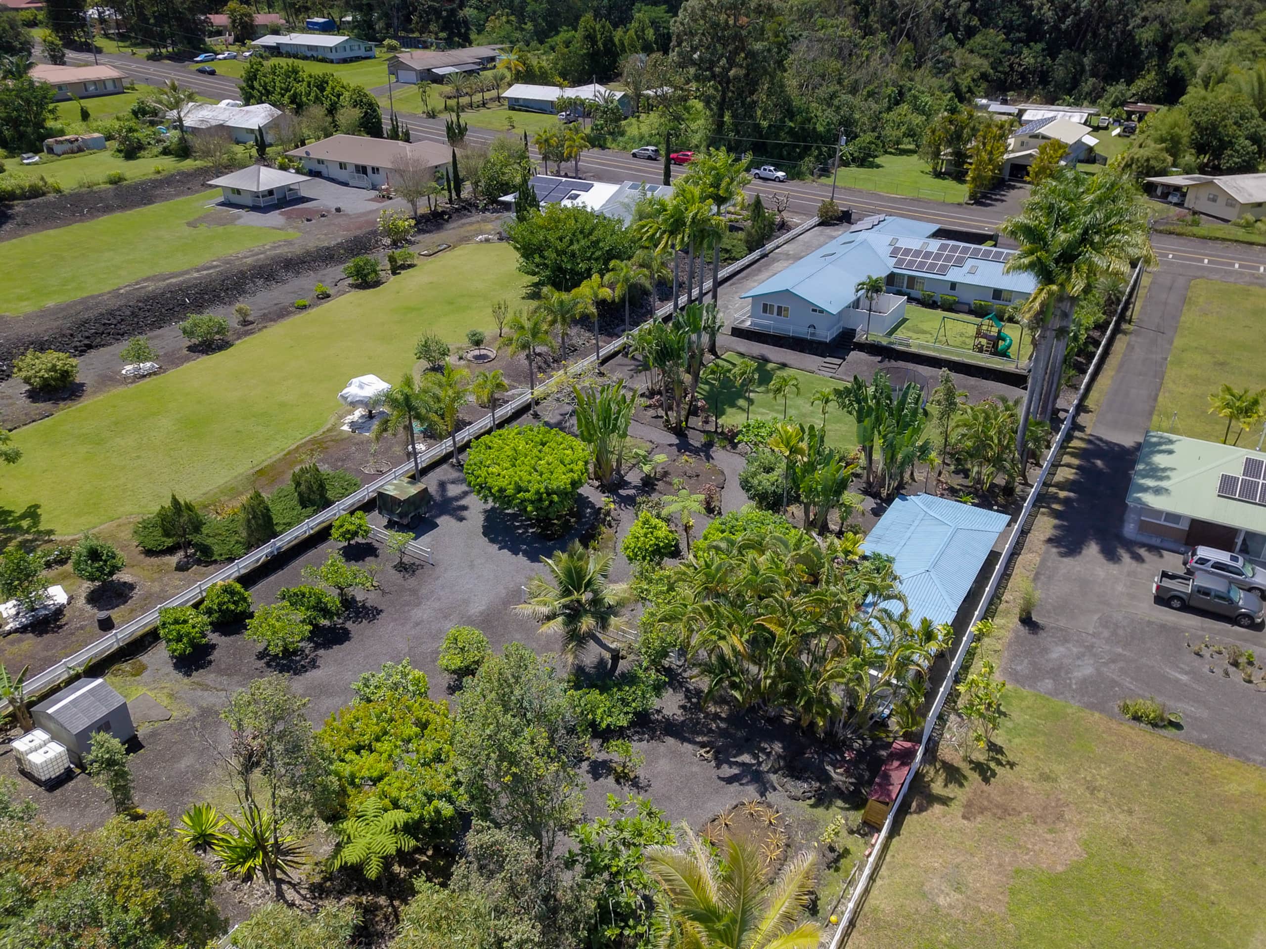 Home in Hilo · ★4.98 · 1 bedroom · 2 beds · 1 bath - Image 26