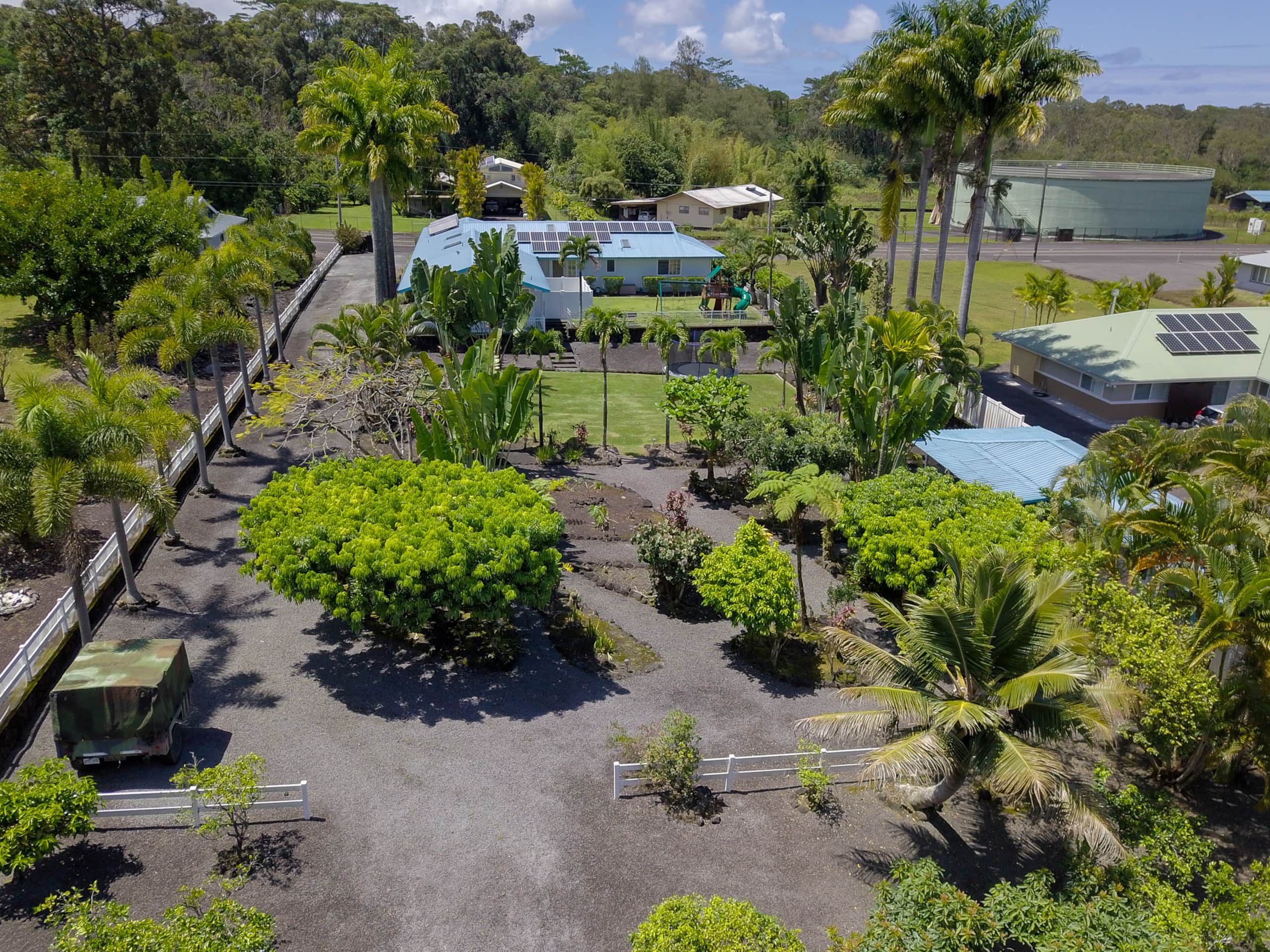 Home in Hilo · ★4.98 · 1 bedroom · 2 beds · 1 bath - Image 24
