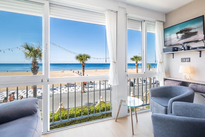 Lovely Beachfront Apartment Benidorm