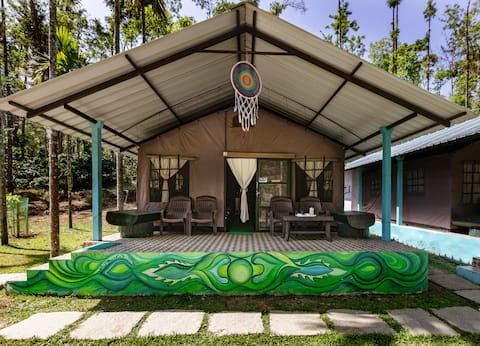 River Cross Estate Homestay