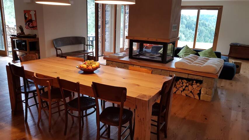 Luxury countryhouse surrounded by woods gallery image 4