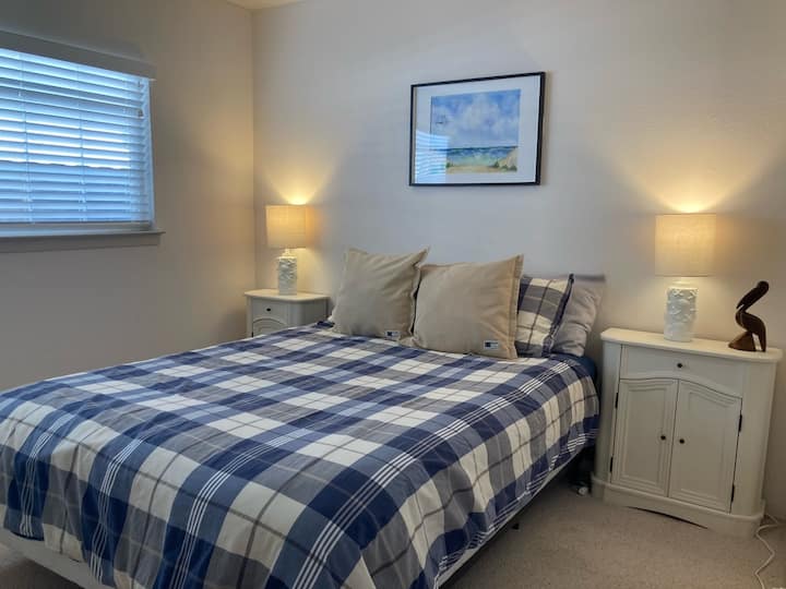 2号卧室标准双人床