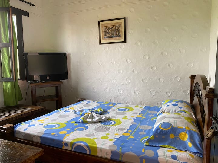Schlafzimmer 6
