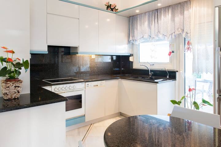 Penthouse oasis gallery image 2