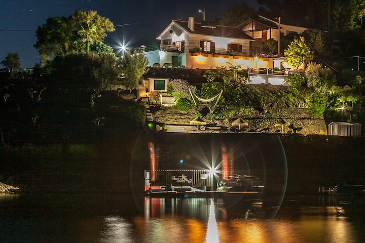 Castelo de Bode - Lake House - Grandpa's House