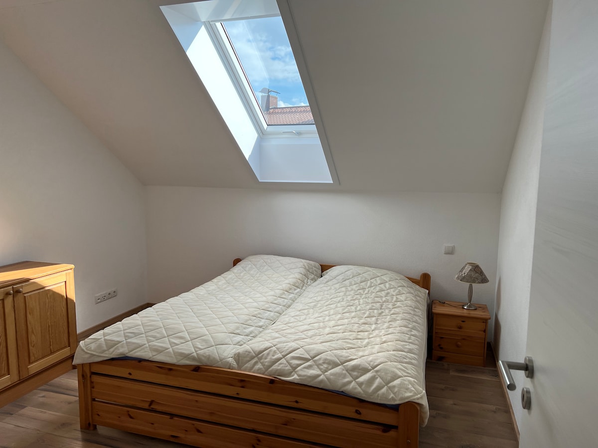 SZ 3 (or children's room 2 in the DHH as a new building, friendly, functional